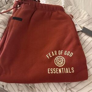 Fear of God ESSENTIALS Crimson University Fleece Sweatpants